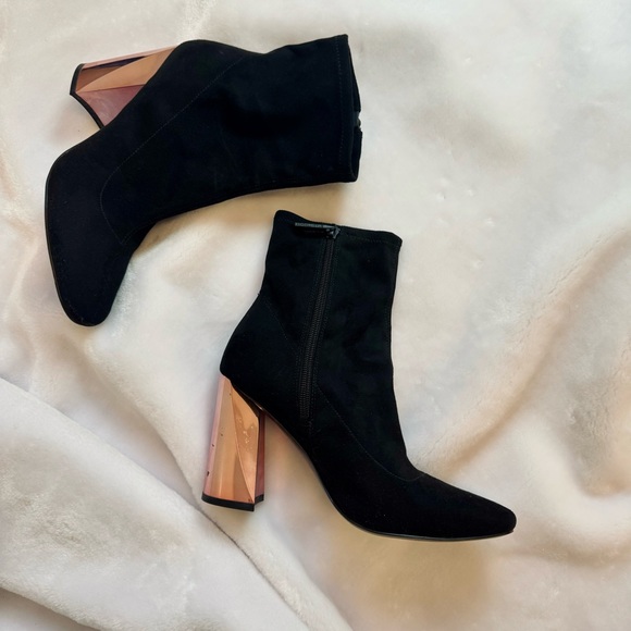 Kendall & Kylie Suede Boots - Picture 5 of 7